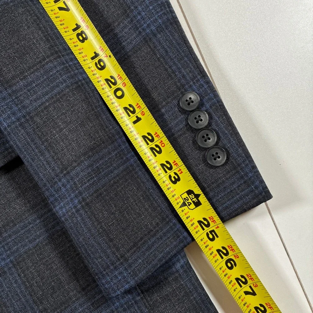 Jos A Bank Sport Coat 44R Grey Blue Glen Plaid Tailored Fit Wool Blend Modern